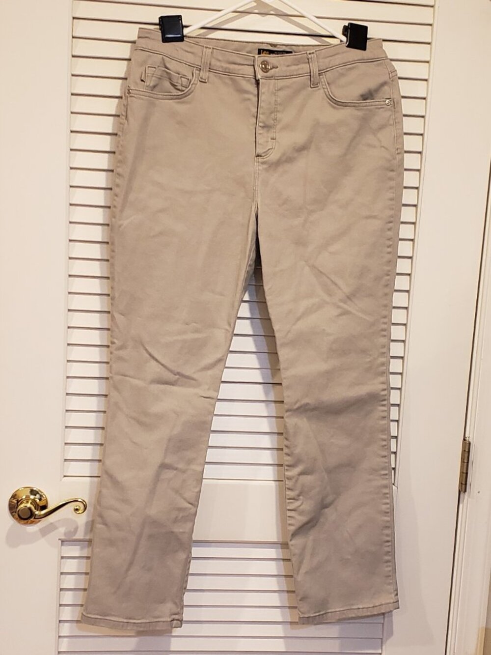Women's Lee Petites relaxed fit Straight leg high rise pants size 12